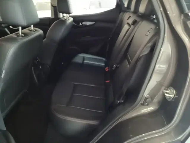 Nissan Qashqai — Фото автомобиля 16