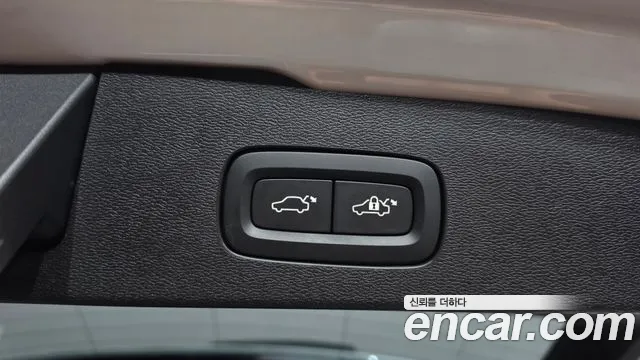 Вольво V60 V60 Cross Country 2 поколение B5 Ultimate AWD — Фото автомобиля 14