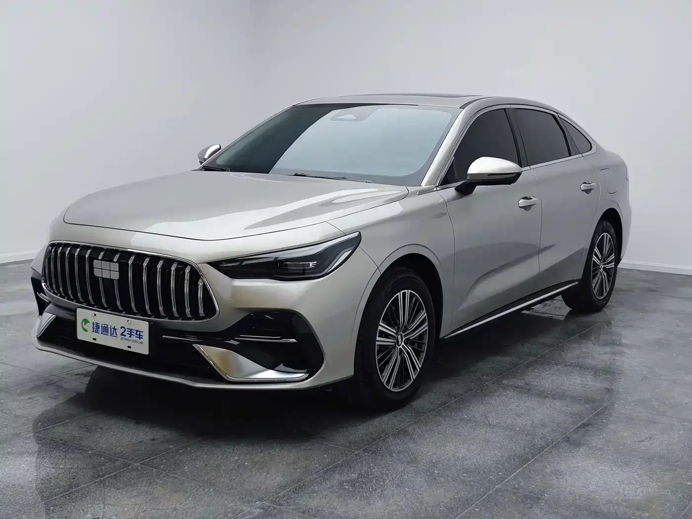 Фотография автомобиля — Geely Galaxy Galaxy Stellar 6