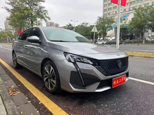 Peugeot 408 — Фото автомобиля 3