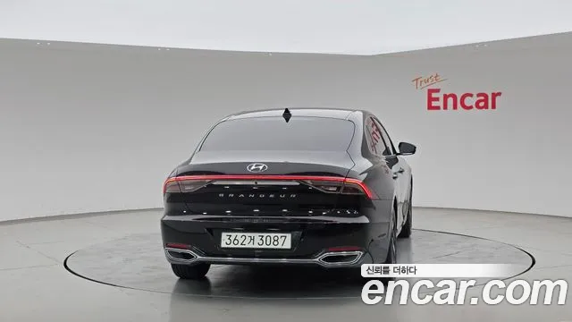 Hyundai Grandeur (New) Hybrid — Фото автомобиля 4