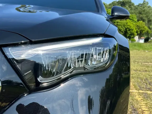 Mercedes-Benz E-Class — Фото автомобиля 19