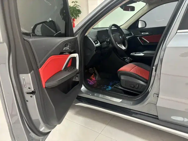 BMW X1 — Фото автомобиля 4