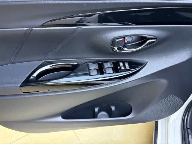 Toyota YARiS L Zhi Xuan — Фото автомобиля 13