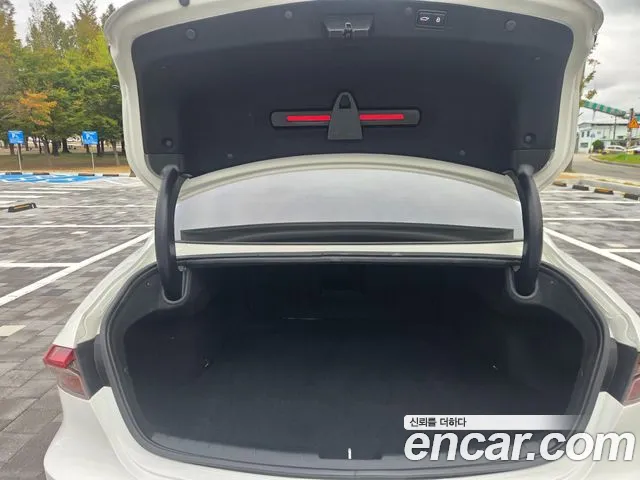Hyundai Grandeur Grandeur (New) — Фото автомобиля 7