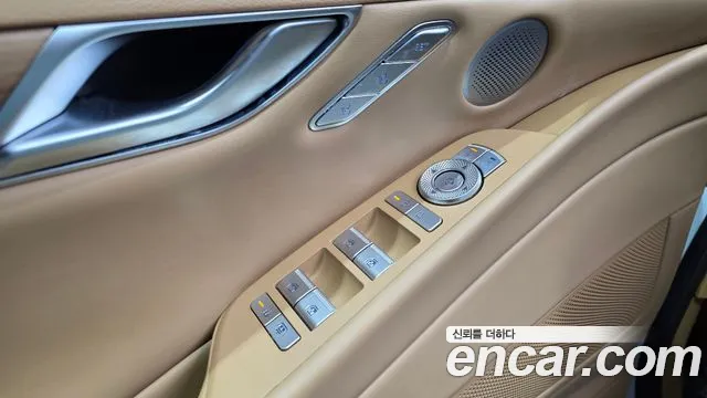 Genesis G80 Бензин 2.5 турбо AWD — Фото автомобиля 25
