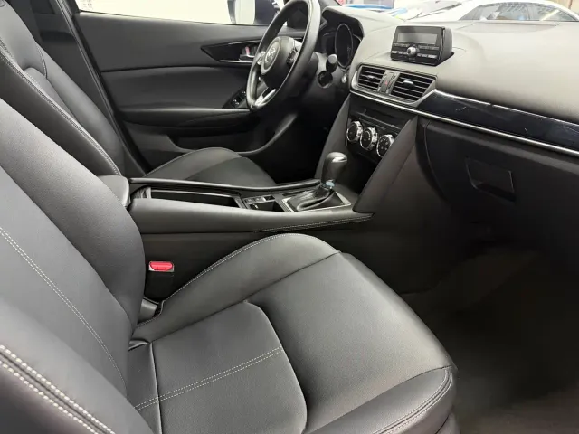 Mazda CX-4 — Фото автомобиля 10