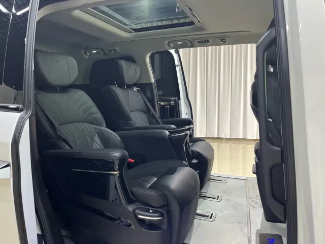 GAC Trumpchi M8 — Фото автомобиля 11