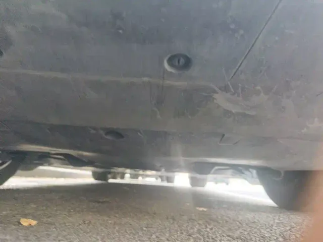Tesla Model Y L — Фото автомобиля 24