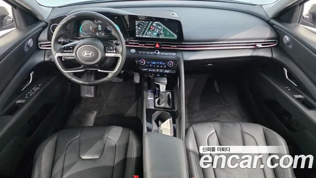 Hyundai Avante CN7 — Фото автомобиля 10