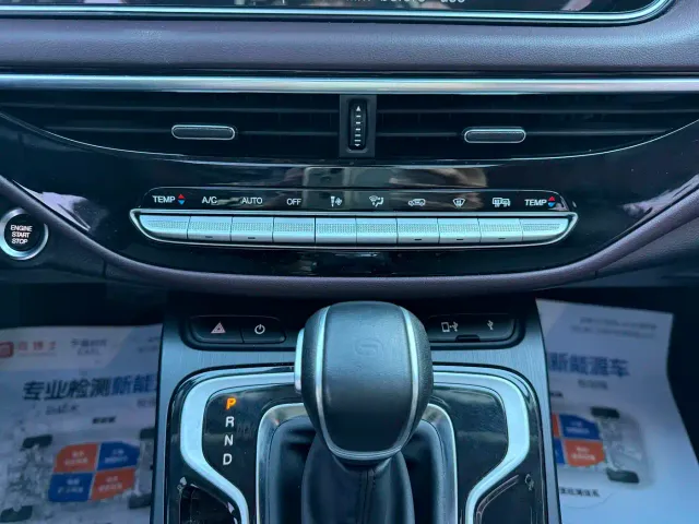 GAC Trumpchi M6 — Фото автомобиля 13