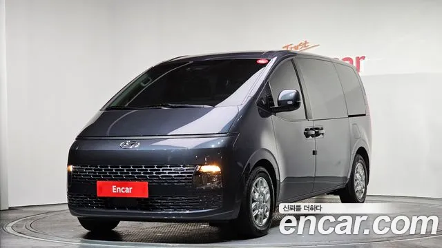 Фотография автомобиля — Hyundai Staria