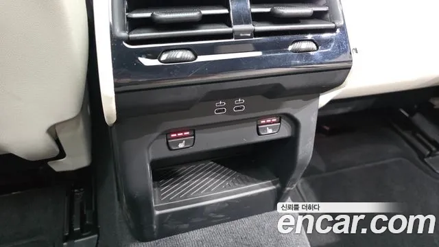 BMW 5 Series G60 — Фото автомобиля 19