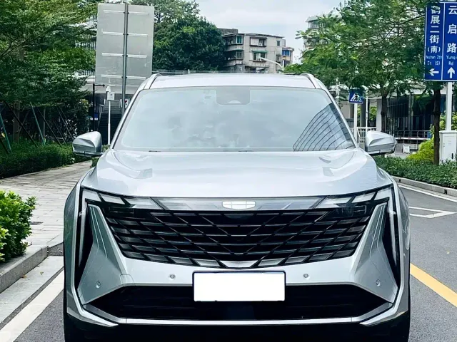 Geely Boyue L — Фото автомобиля 20
