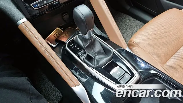 Renault-KoreaSamsung QM6 Новый QM6 2.0 LPe RE Signature 2WD — Фото автомобиля 9