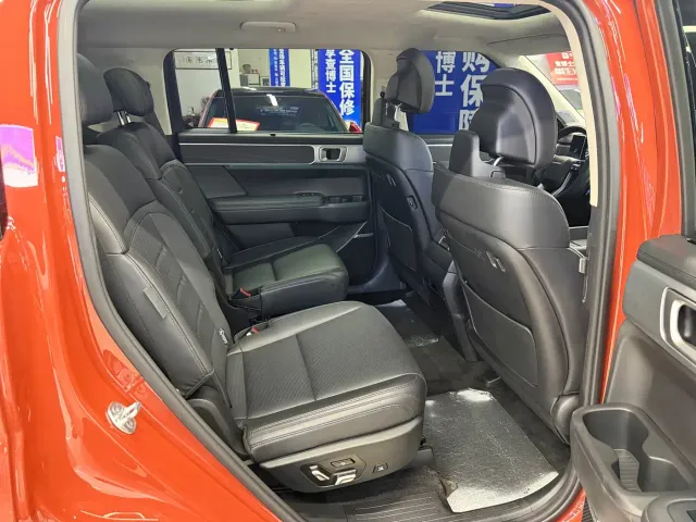 Hyundai Santa Fe — Фото автомобиля 14