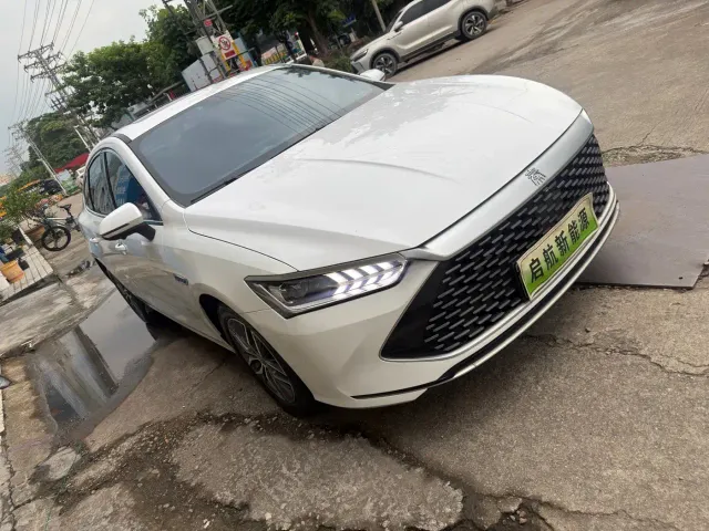 BYD Qin PLUS — Фото автомобиля 3