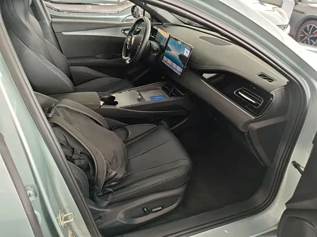 BYD Seal 06 — Фото автомобиля 24