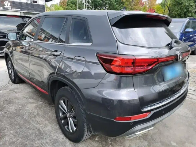 Changan CS75 — Фото автомобиля 4