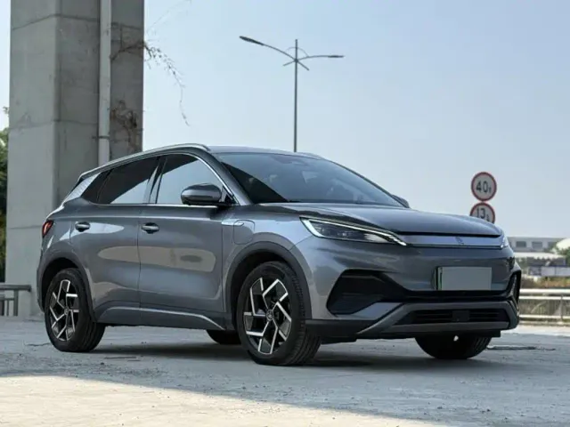 BYD Yuan PLUS — Фото автомобиля 2