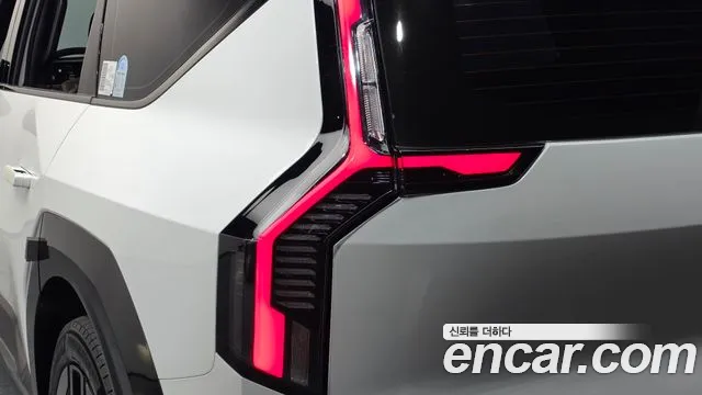 Kia EV9 — Фото автомобиля 23