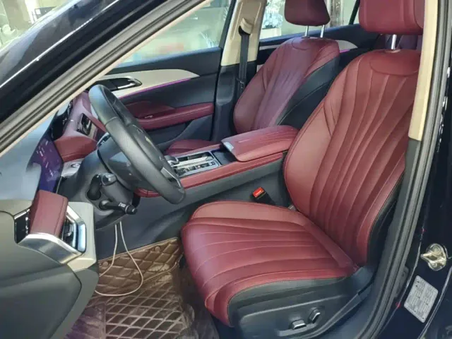Hongqi H5 — Фото автомобиля 14