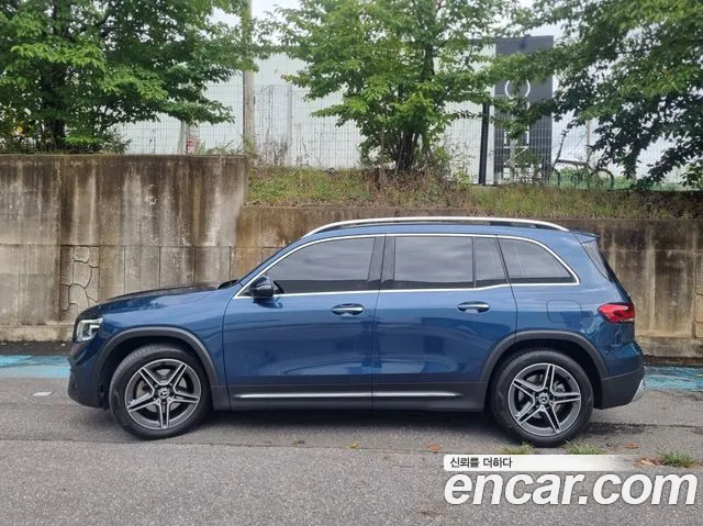 Mercedes-Benz GLB-Class — Фото автомобиля 3