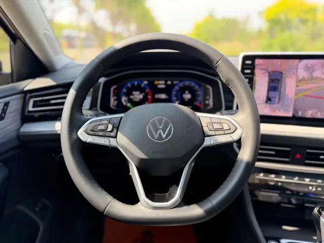 Volkswagen Sagitar — Фото автомобиля 11