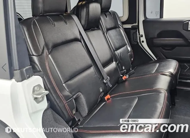 Jeep Wrangler JL — Фото автомобиля 13