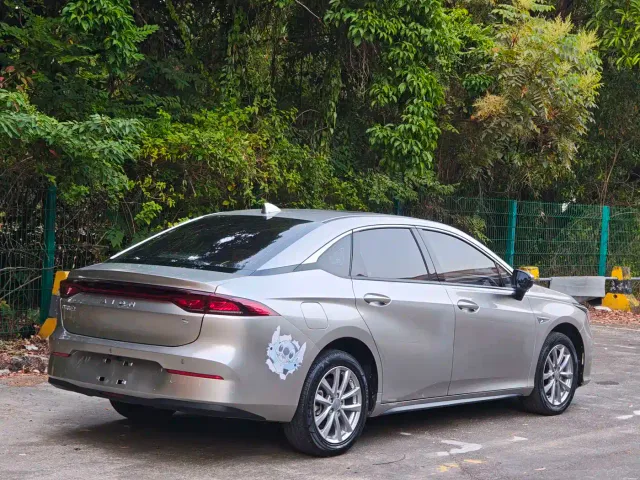 GAC Aion S — Фото автомобиля 5