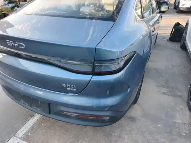 BYD Seal 05 DM-i — Фото автомобиля 7