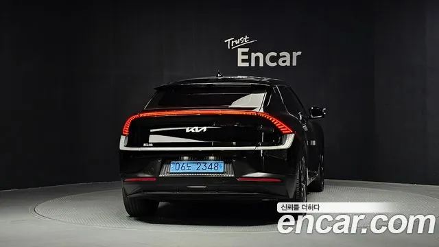 Kia EV6 — Фото автомобиля 4