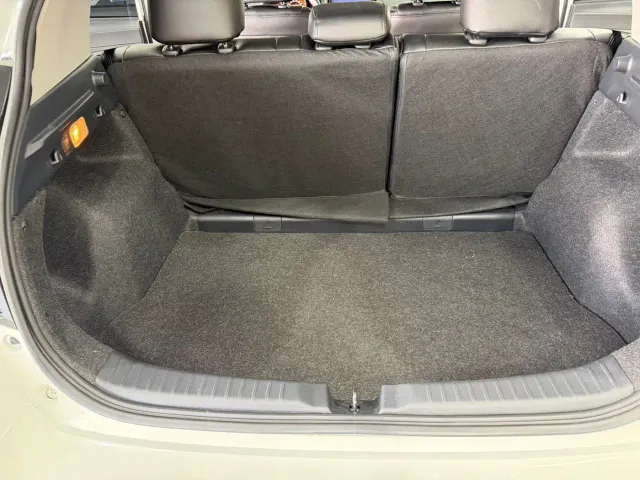 Toyota YARiS L Zhi Xuan — Фото автомобиля 16
