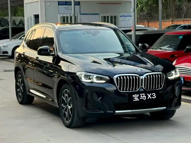 BMW X3 — Фото автомобиля 3