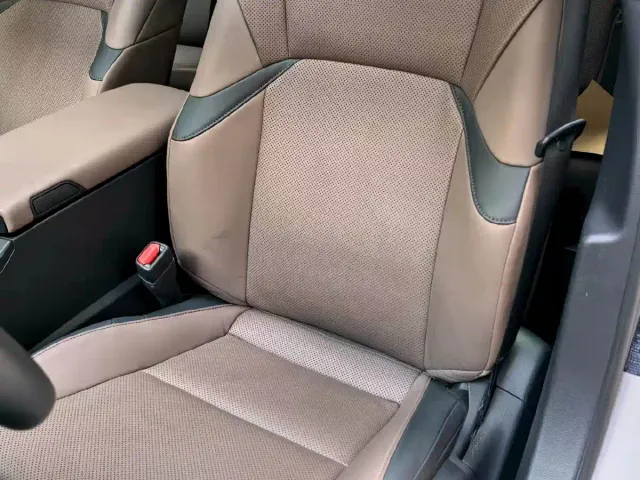 Lexus ES — Фото автомобиля 8