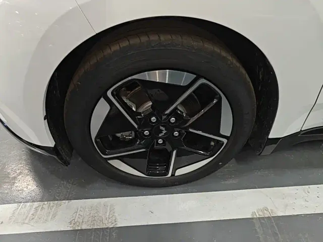 Wuling Starlight — Фото автомобиля 22