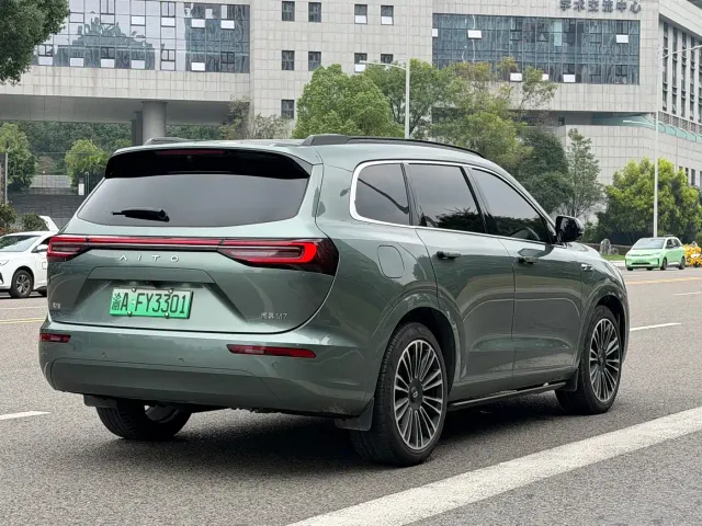 Aito M7 — Фото автомобиля 11