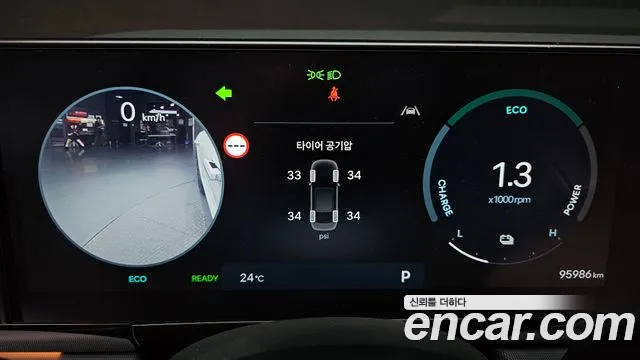 Hyundai Grandeur GN7 — Фото автомобиля 10