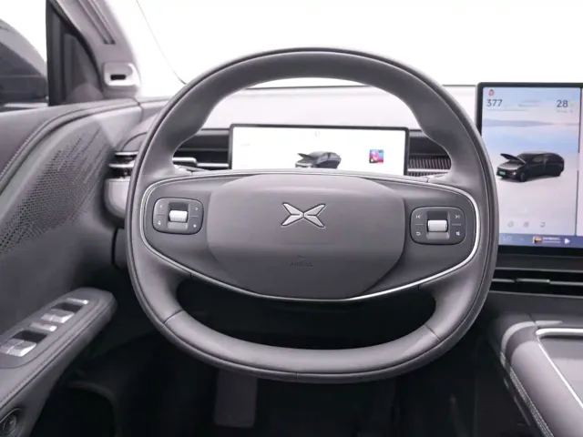 Xpeng G6 — Фото автомобиля 11
