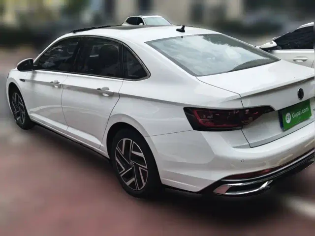 Volkswagen Sagitar — Фото автомобиля 4