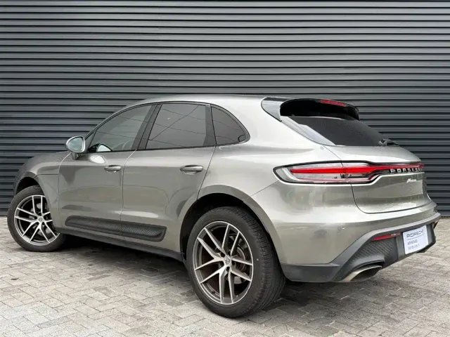 Porsche Macan — Фото автомобиля 4