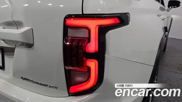 KGM Torres — Фото автомобиля 8