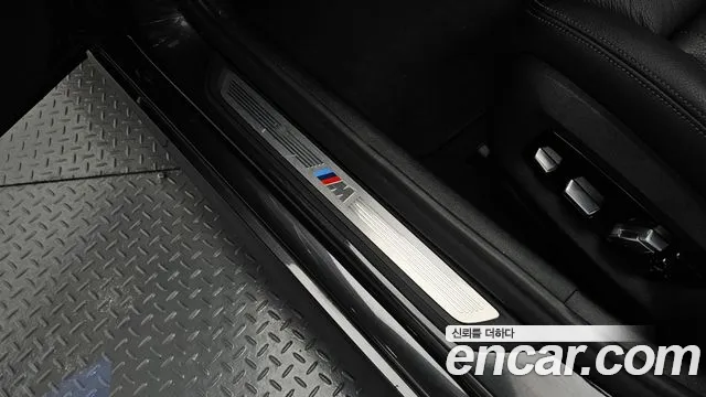 BMW 5 Series G30 — Фото автомобиля 30