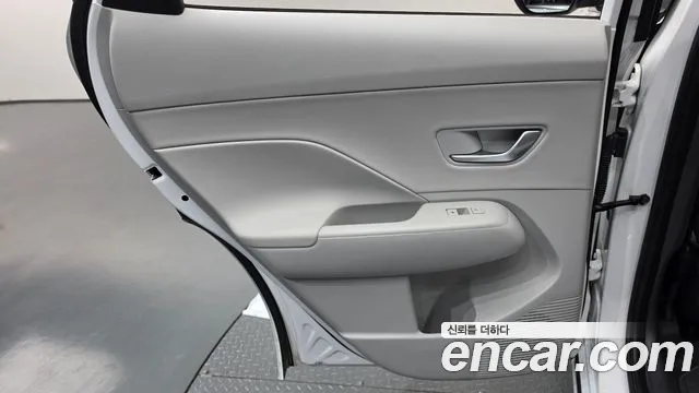 Hyundai Kona SX2 — Фото автомобиля 14