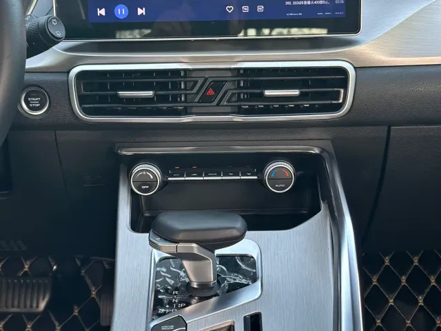 Geely Binyue — Фото автомобиля 21