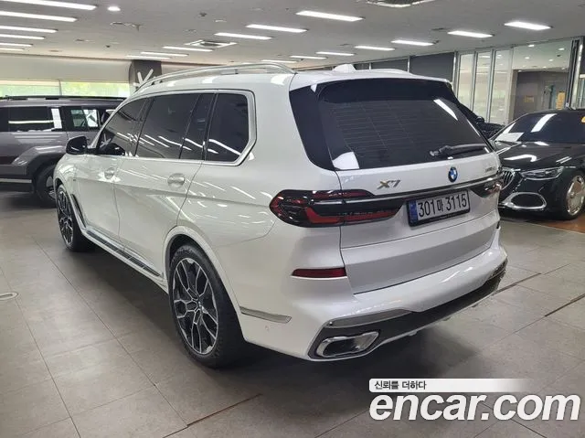 BMW X7 G07 — Фото автомобиля 2