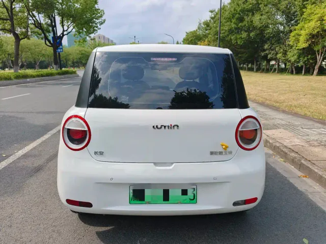Changan Lumin — Фото автомобиля 4