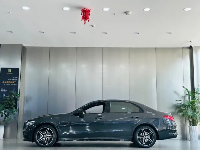 Mercedes-Benz C-Class — Фото автомобиля 9