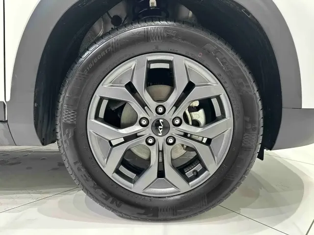 Kia Seltos — Фото автомобиля 20