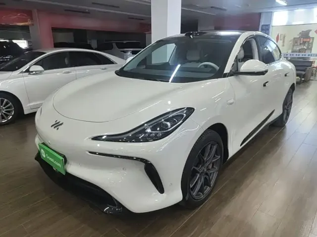 Фотография автомобиля — IM Motors LS6